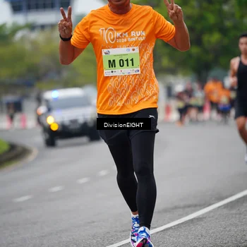 Runner Photo 8484055