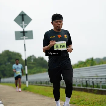 Runner Photo 8484056