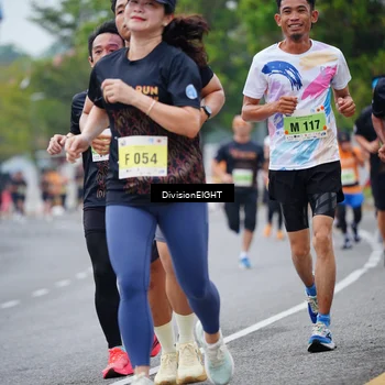 Runner Photo 8484083