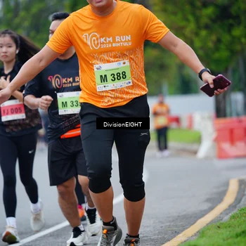Runner Photo 8484145