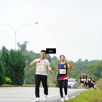 Runner Photo 8484150
