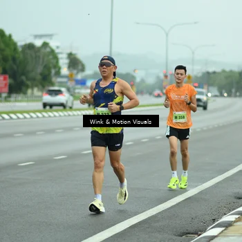 Runner Photo 8484172