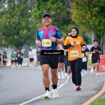 Runner Photo 8484176