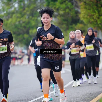 Runner Photo 8484269