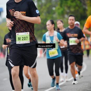 Runner Photo 8484282