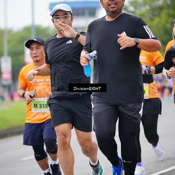 Runner Photo 8484329