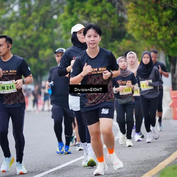 Runner Photo 8484338