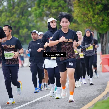 Runner Photo 8484350