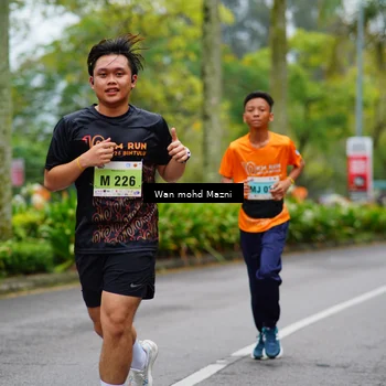 Runner Photo 8484393