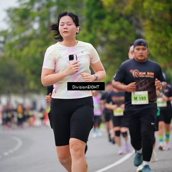 Runner Photo 8484396