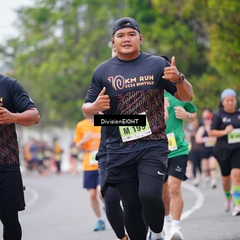 Runner Photo 8484424
