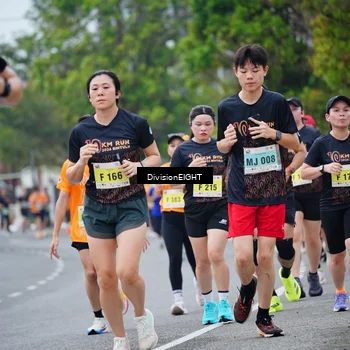 Runner Photo 8484594