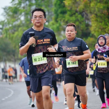 Runner Photo 8484637