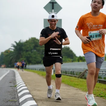 Runner Photo 8484642