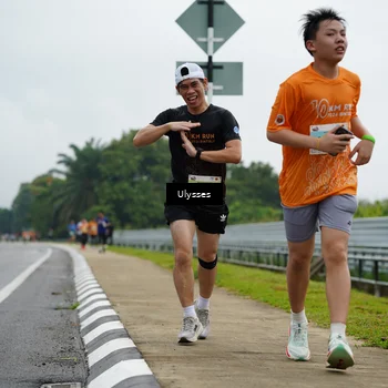 Runner Photo 8484674