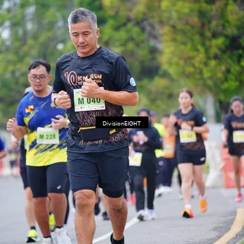 Runner Photo 8484677