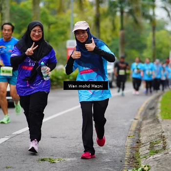 Runner Photo 8484687