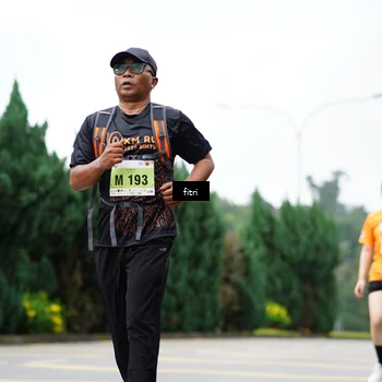 Runner Photo 8484703