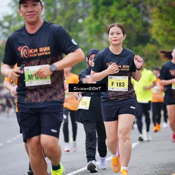 Runner Photo 8484715