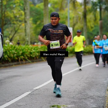 Runner Photo 8484740