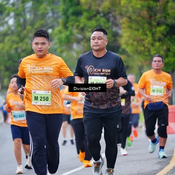 Runner Photo 8484784