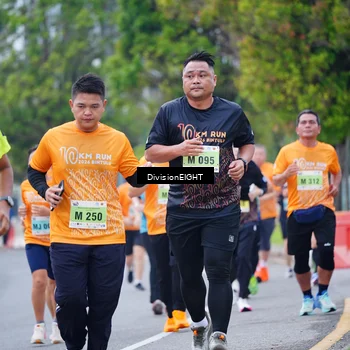 Runner Photo 8484802