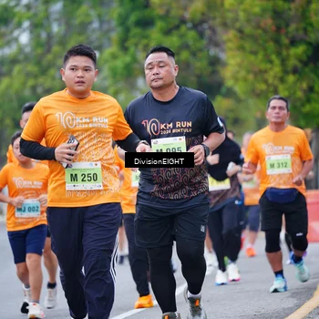 Runner Photo 8484803