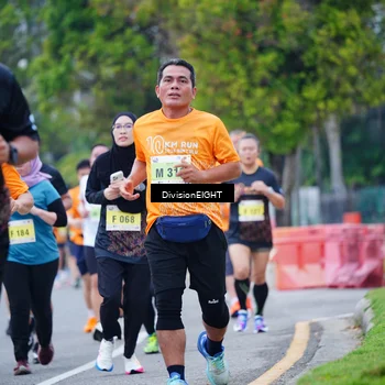 Runner Photo 8484804