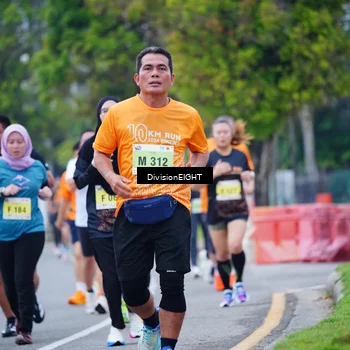 Runner Photo 8484841