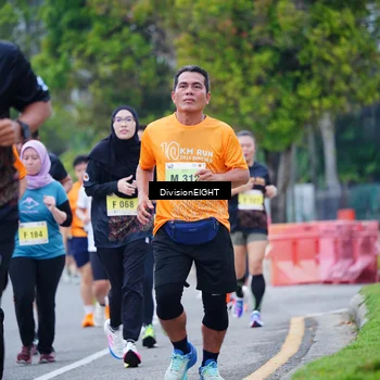 Runner Photo 8484851