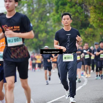 Runner Photo 8484876