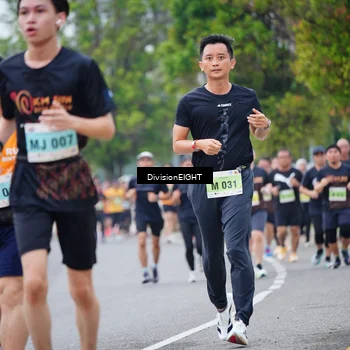 Runner Photo 8484895