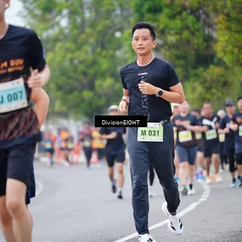 Runner Photo 8484899