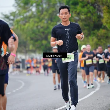Runner Photo 8484918
