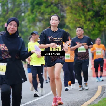 Runner Photo 8484943