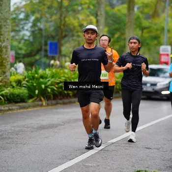 Runner Photo 8484993