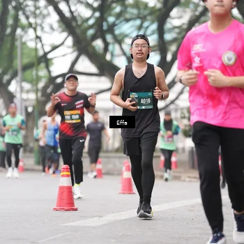 Runner Photo 8485031