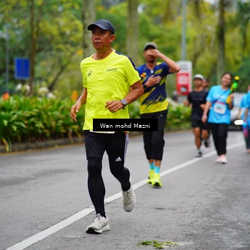 Runner Photo 8485033