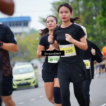 Runner Photo 8485041