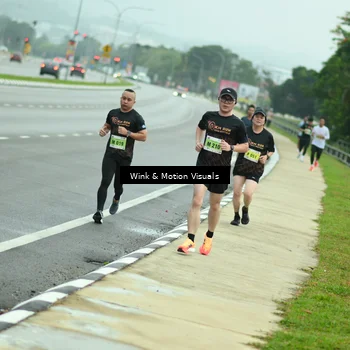 Runner Photo 8485060