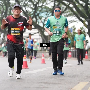 Runner Photo 8485071