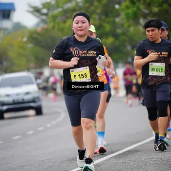 Runner Photo 8485075