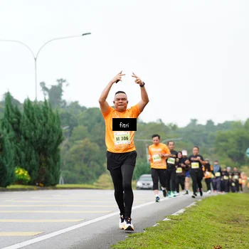 Runner Photo 8485083