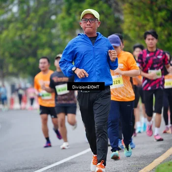 Runner Photo 8485091