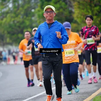 Runner Photo 8485141
