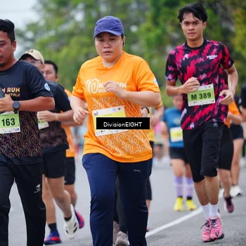 Runner Photo 8485222