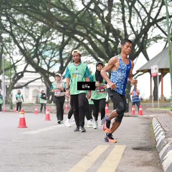 Runner Photo 8485233