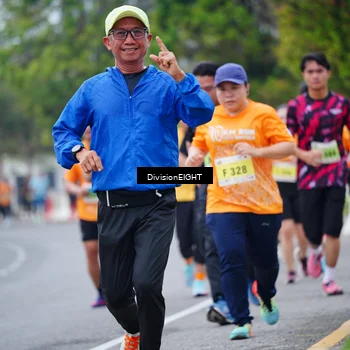 Runner Photo 8485305