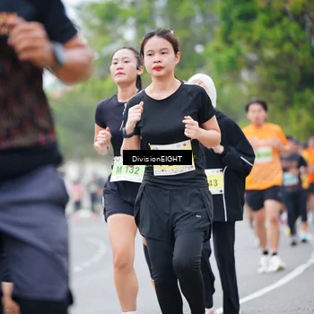 Runner Photo 8485347