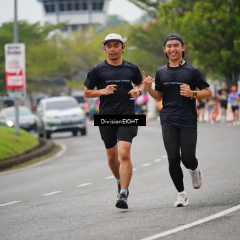 Runner Photo 8485361
